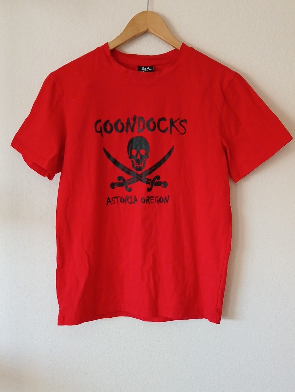 Goondocks Astoria Oregon Goonies Tourist Shirt Red Pirate Graphic